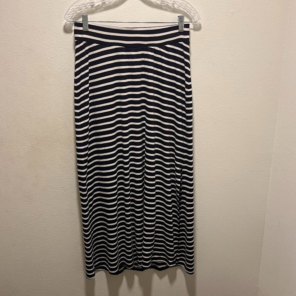 A Pea in the Pod Maternity Skirt S/P/CH Striped Maxi Knit Comfort USA Coastal